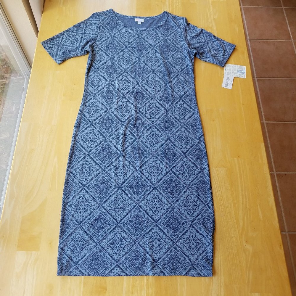 NWT LuLaRoe Julia XL Gray Navy Blue Diamond Pattern Dress